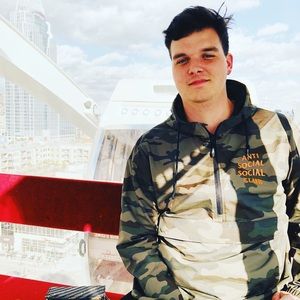 Meet your Posher, Austin